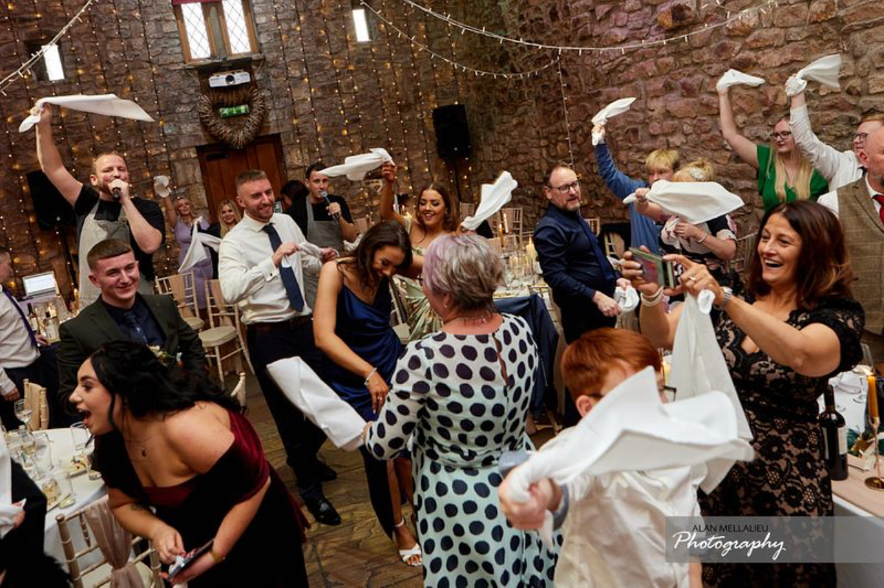 singing waiters