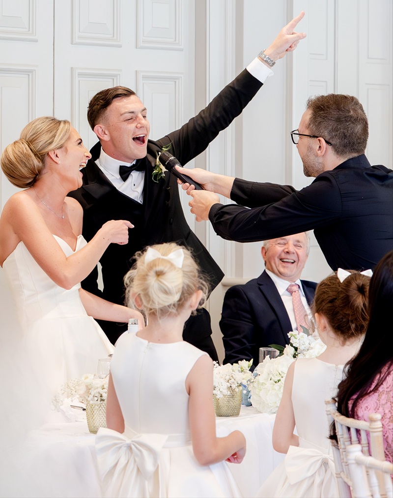 Bride & Groom singing on their wedding day with Silver Service Singers