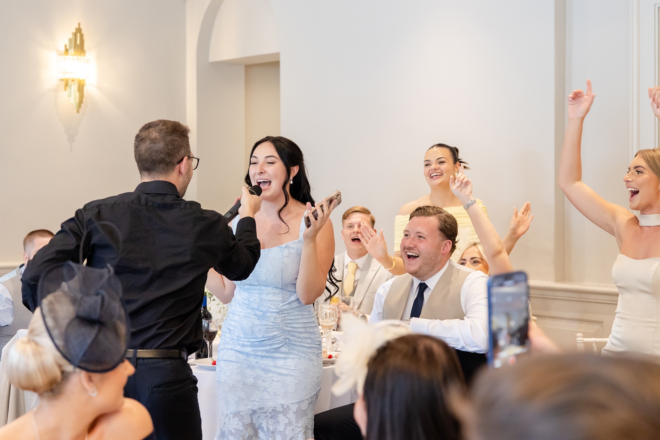 Silver Service Singers - Ultimate Party Atmosphere Guaranteed